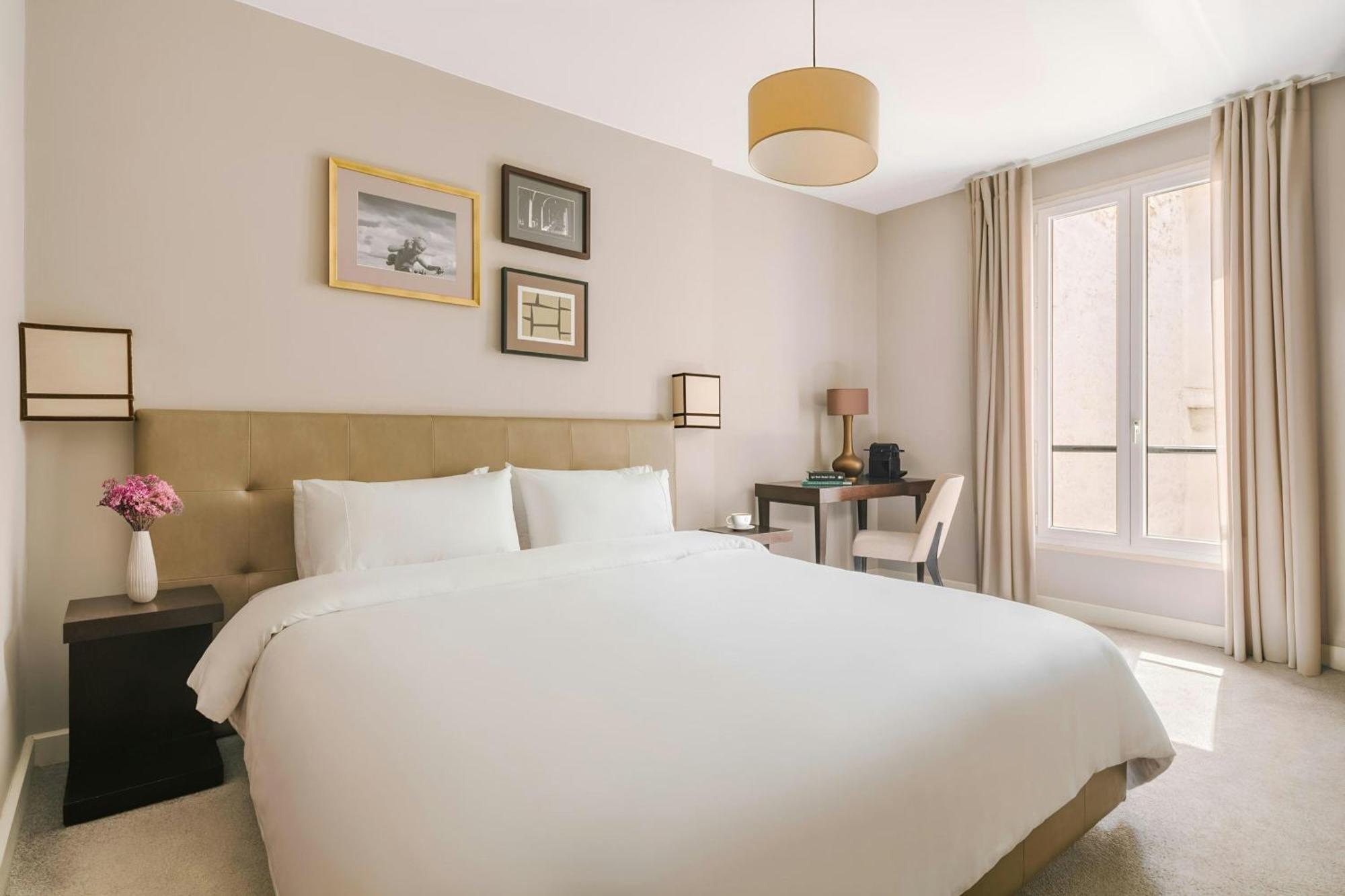 Le Frochot Hotel Pigalle, Sonder By Marriott Bonvoy Paris Exterior foto